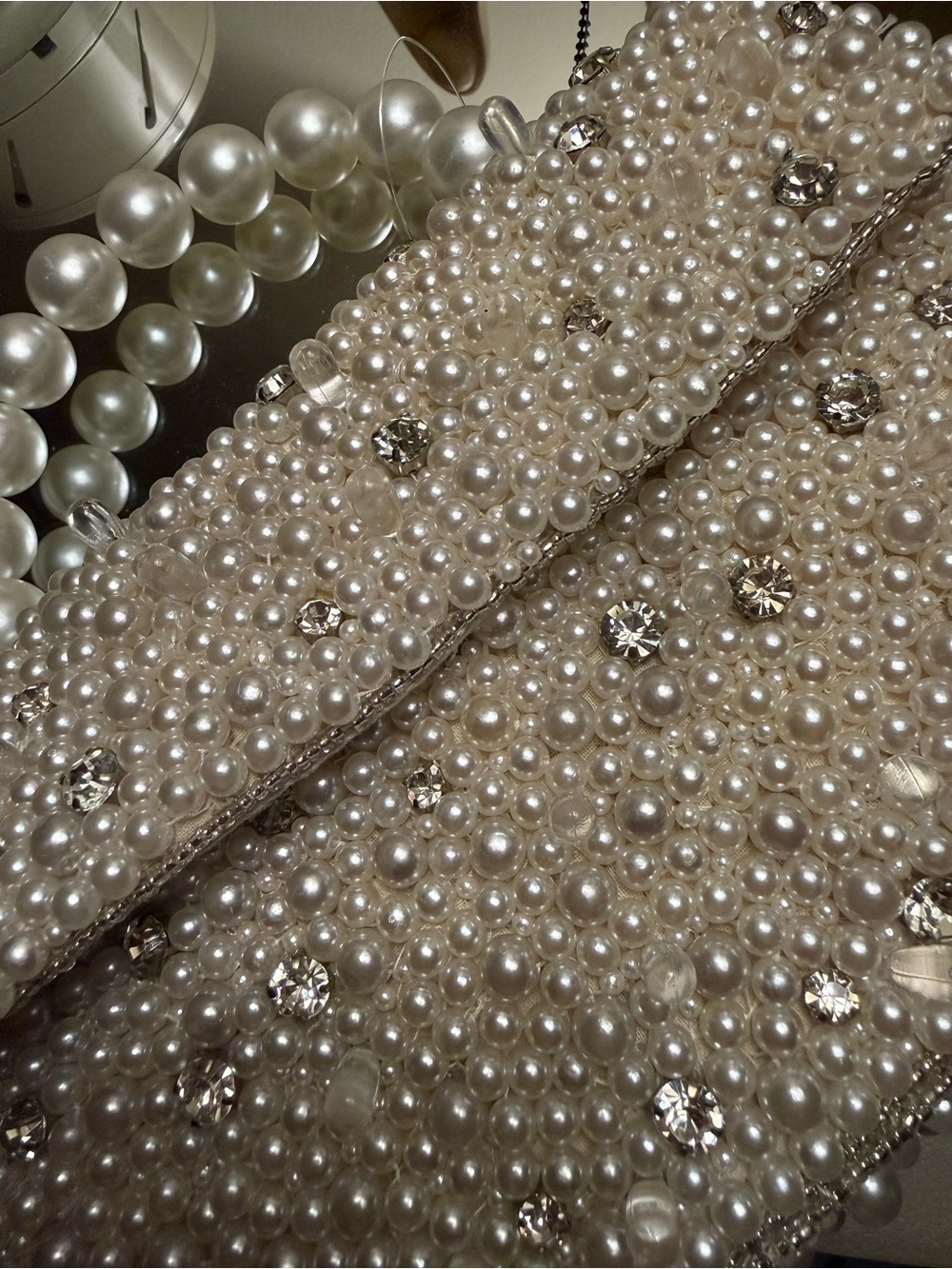 Fiona Beaded Bag: Pearl-Strap Embellished Edition - Picture 10 of 12